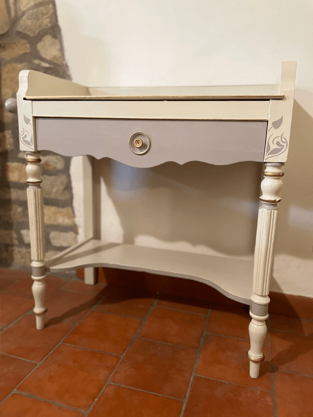 Desserte ou console d'entrée