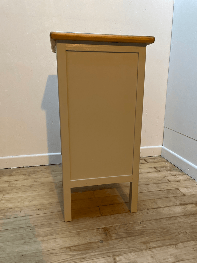 Table de chevet 
