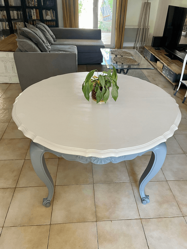 Table ronde en merisier