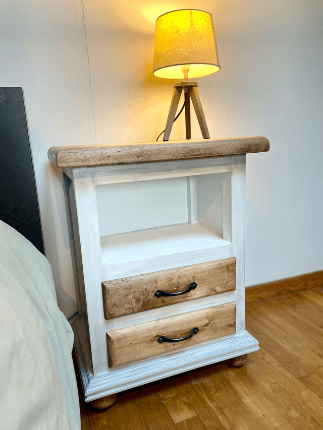 Table de chevet
