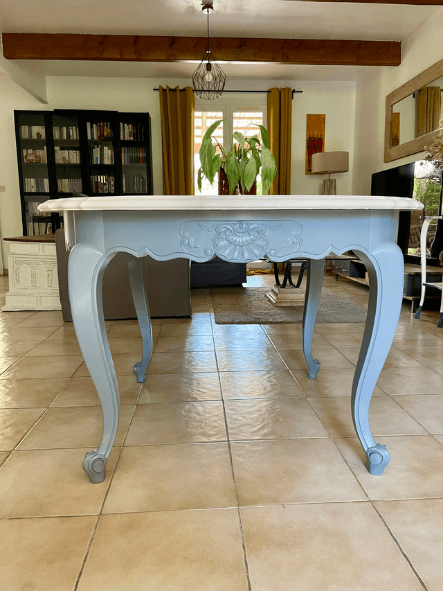 Table ronde en merisier