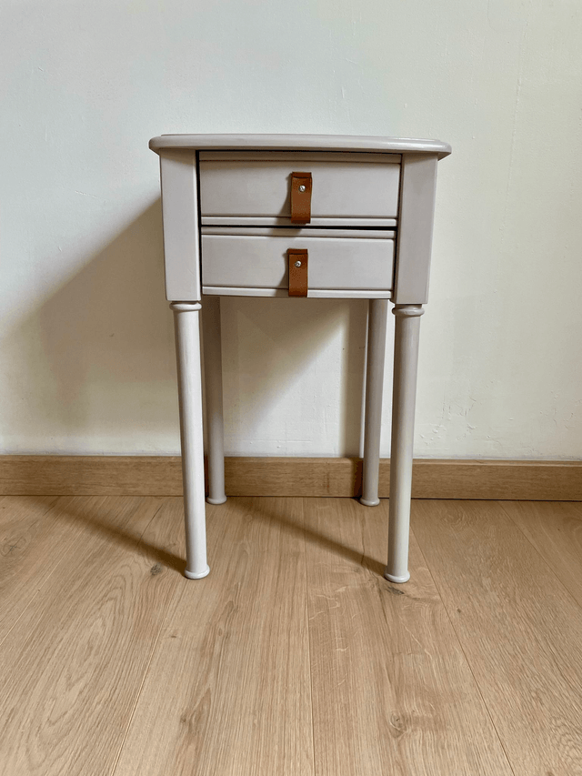 Table de chevet