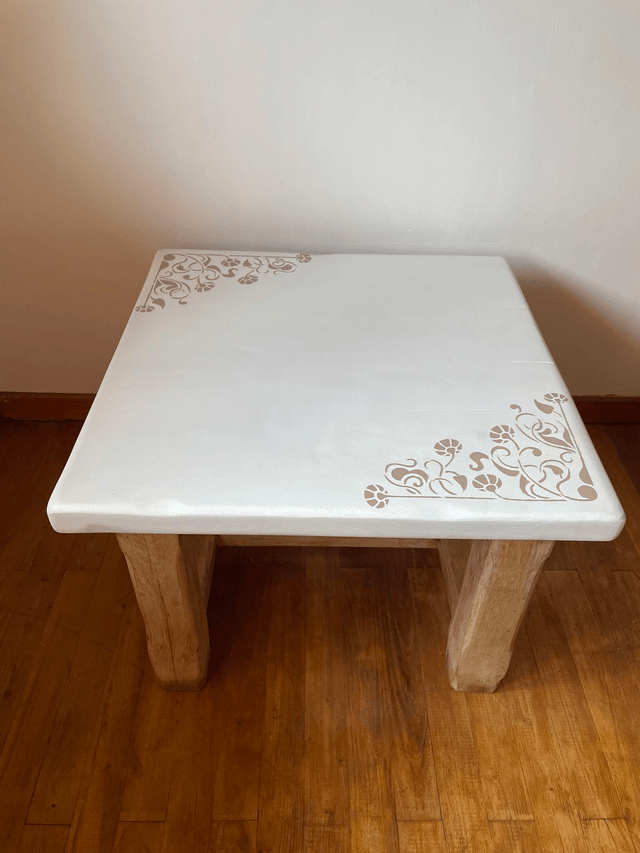 Table basse carrée