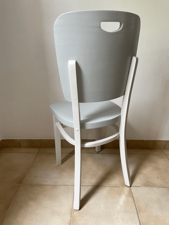 4 chaises bistrot en bois 