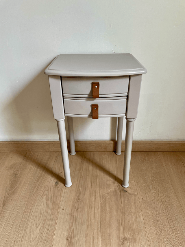 Table de chevet
