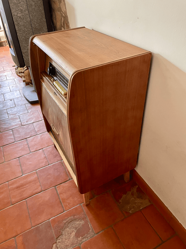 Meuble radio lecteur vinyles