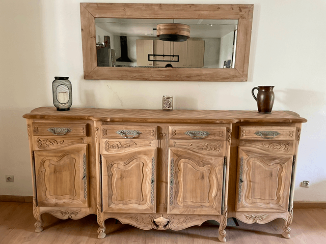 Buffet 4 portes en noyer 