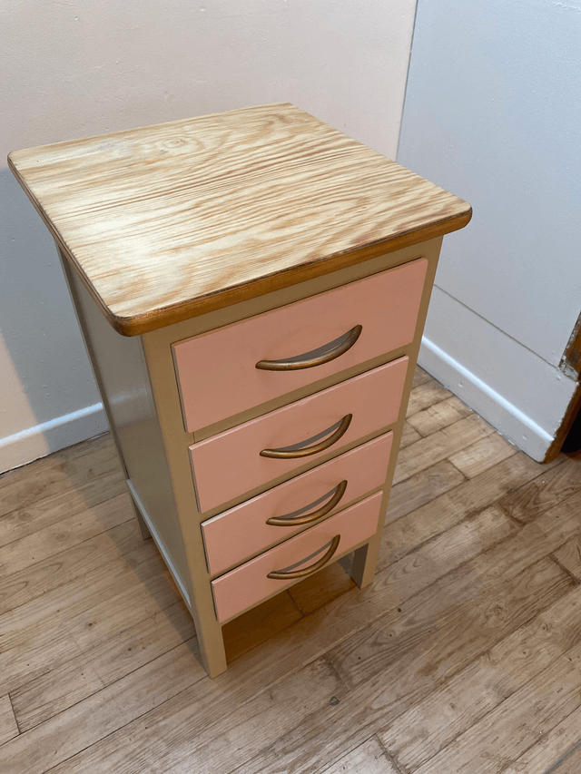 Table de chevet 