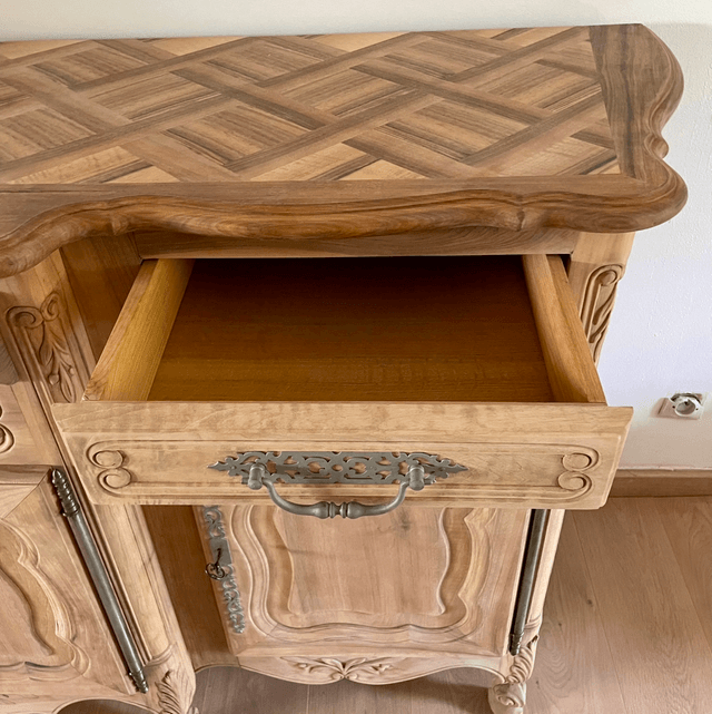 Buffet 4 portes en noyer 