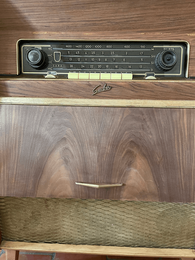 Meuble radio lecteur vinyles