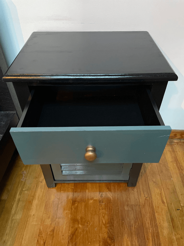 Table de chevet