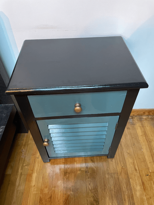 Table de chevet