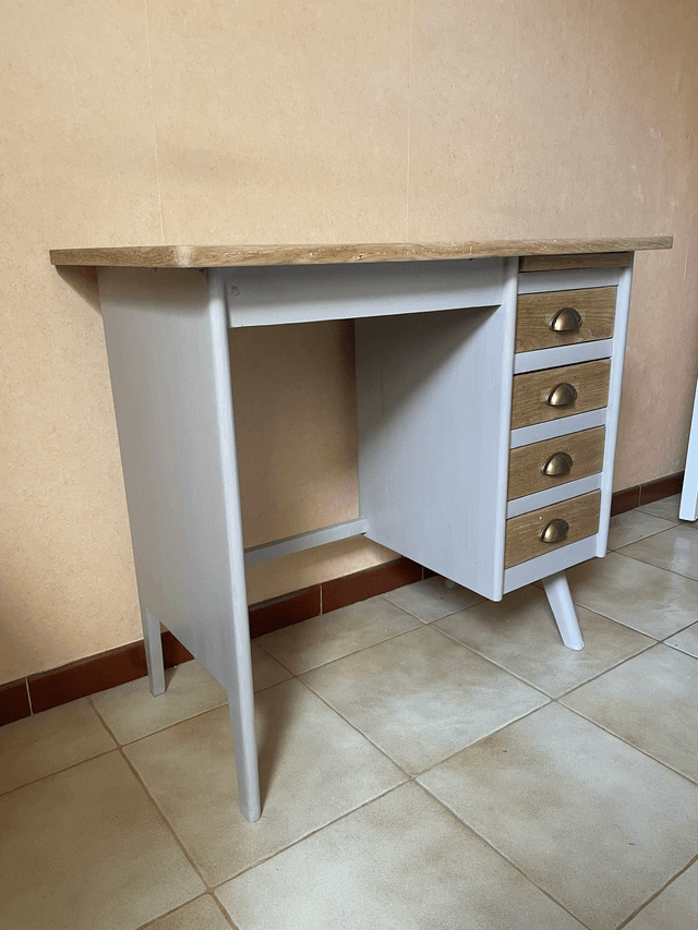 Petit bureau vintage