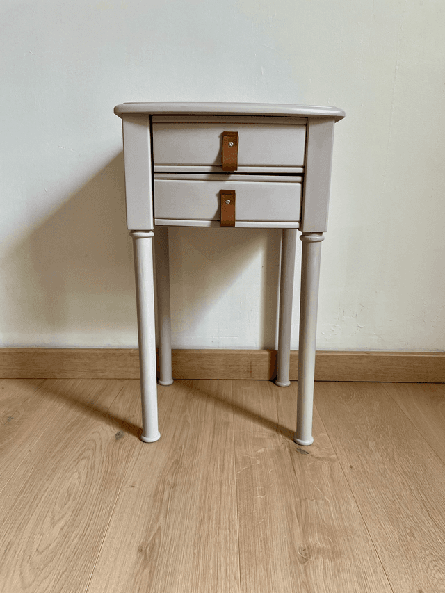 Table de chevet